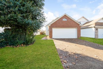 2723 River Bend Dr Nashville, TN 37214